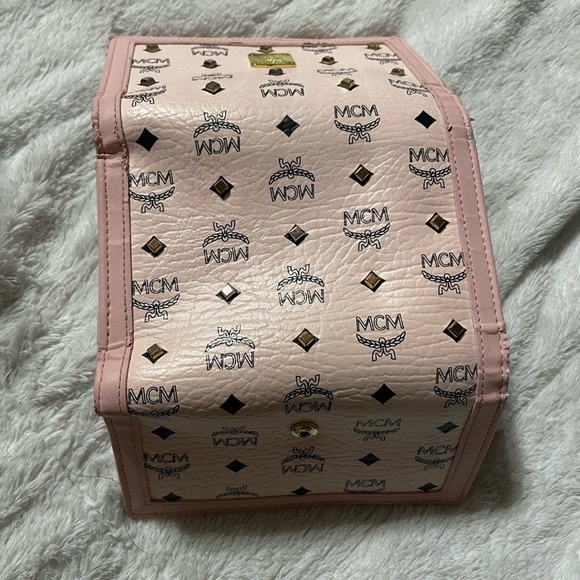 MCM Visetos trifold wallet - Picture 5 of 8